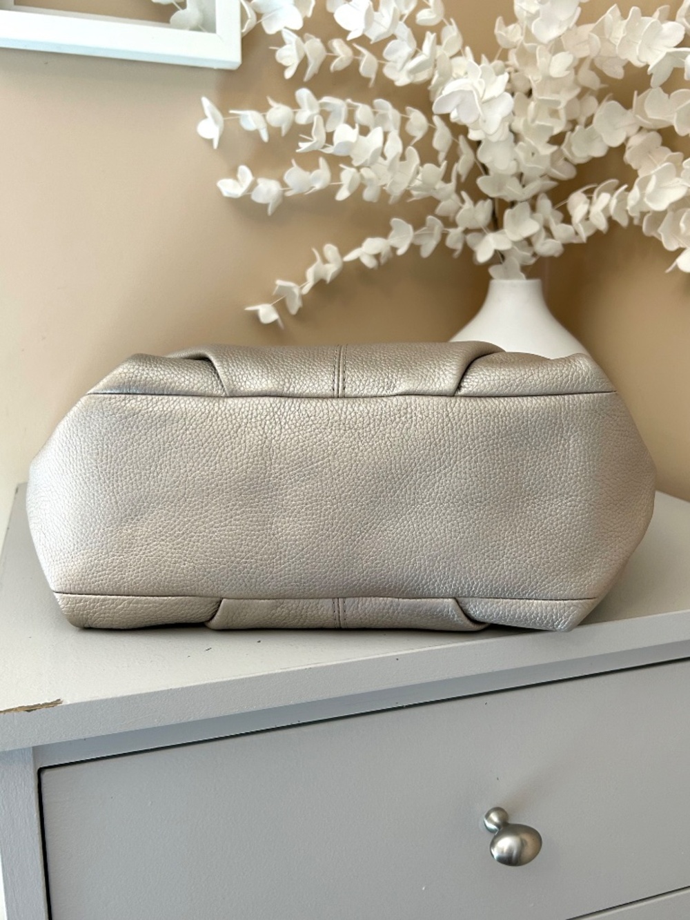 LikeNew Coach Soho Brooke Pebbled Leather Duffle/Hobo Bag #F15064 Metallic Taupe - Picture 5 of 14